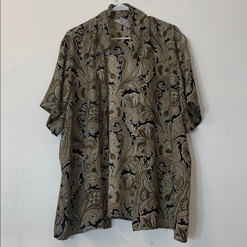 VINTAGE BUTTON DOWN SHIRT